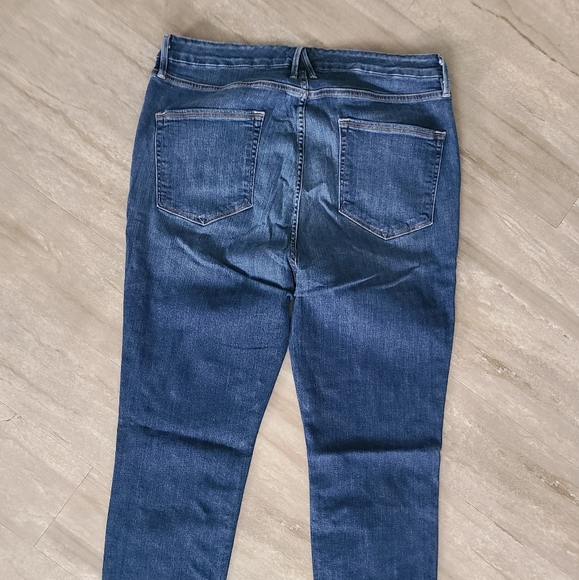 Good American Good Legs Blue Jeans - Picture 15 of 16